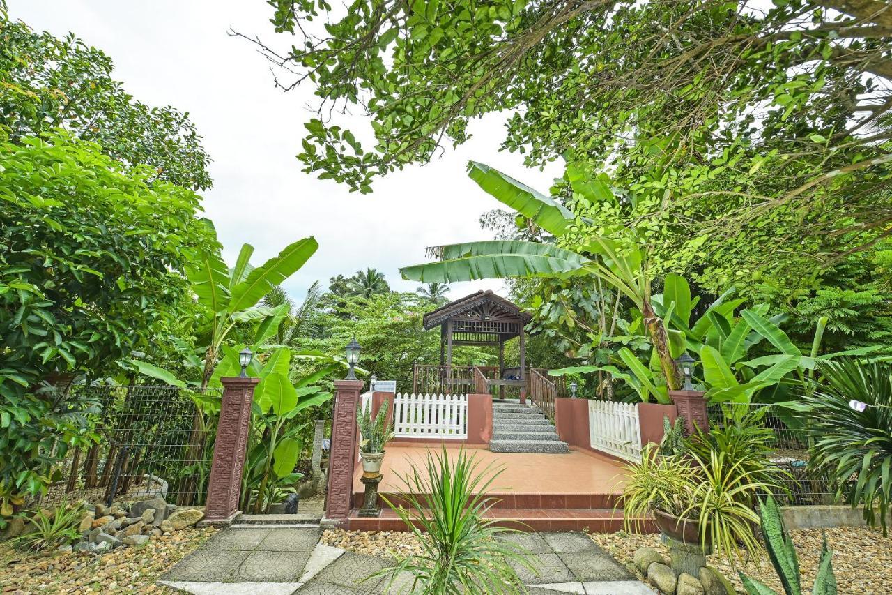 Oyo 90642 Twin Mutiara Chalet & Homestay Jeli Kültér fotó