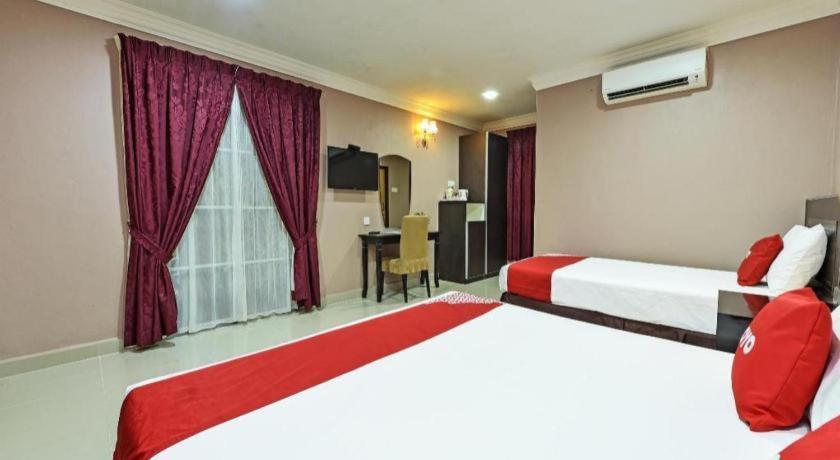 Oyo 90642 Twin Mutiara Chalet & Homestay Jeli Kültér fotó