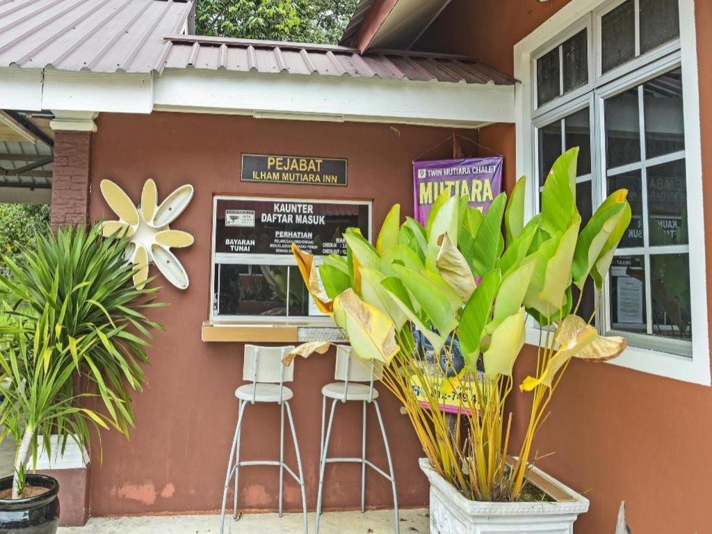 Oyo 90642 Twin Mutiara Chalet & Homestay Jeli Kültér fotó